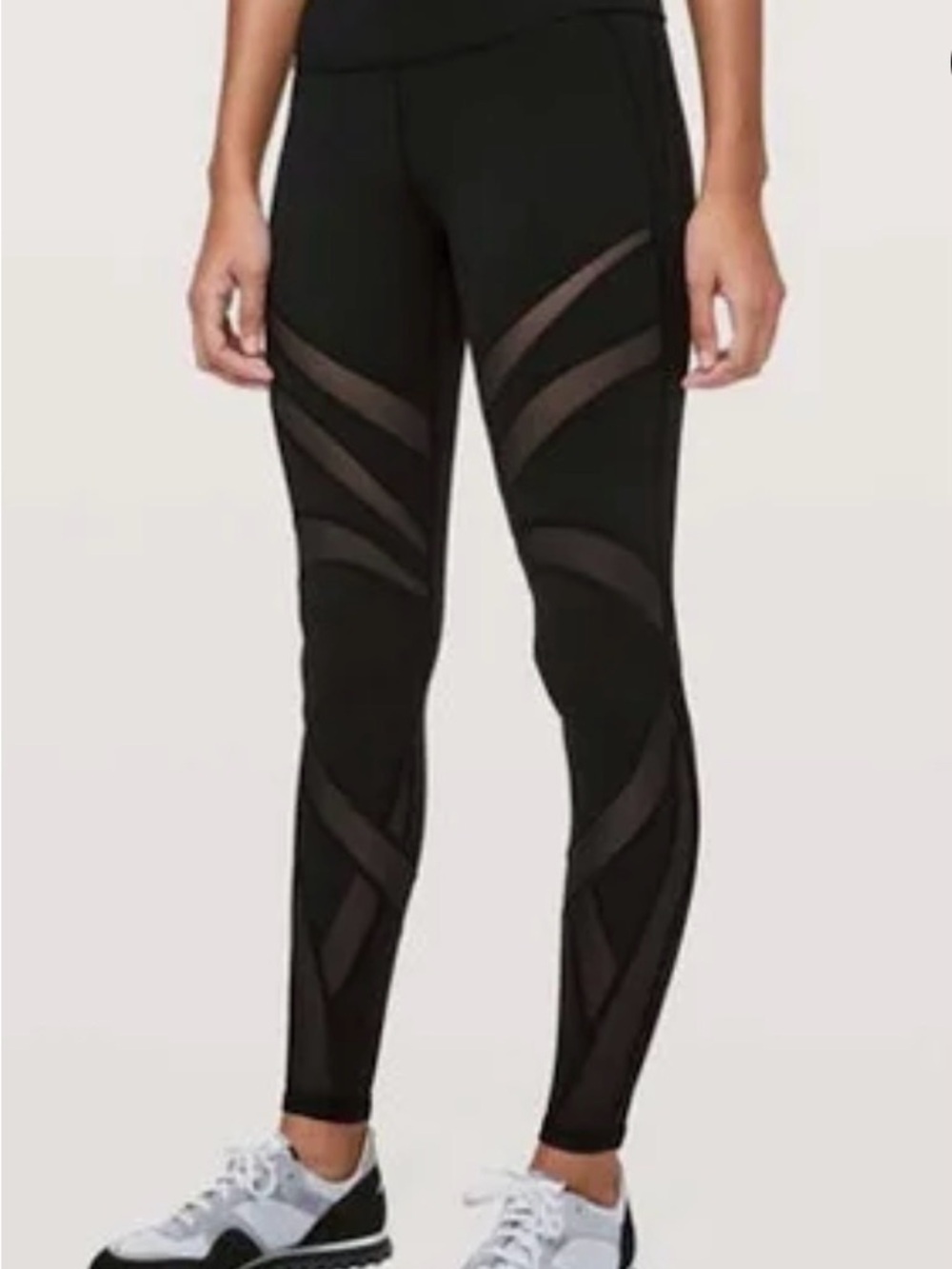 Lululemon black Wonder Under leggings mesh